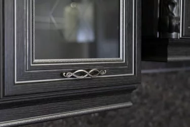 Угловой кухонный гарнитур 2400 Италия №02 Черный Дуб темный