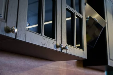 Шкаф кухонный 500 со стеклом Тип 2 Мокка ЛД 274.340.000.155 Черный Дуб фактурный антрацит