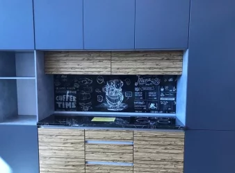 Глянцевый фартук (КОМПОЗИТ) KM 33