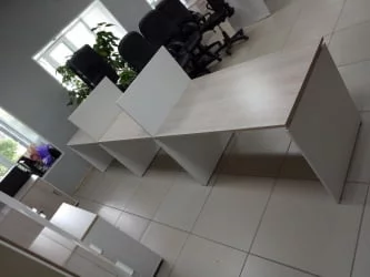 Стол прямой Deka ЛДСП каркас 75.07.10 Дуб Сантана светлый/Белый