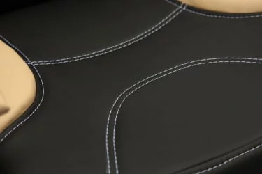 Кресло руководителя Twister черный+бежевый 36-6,36-34