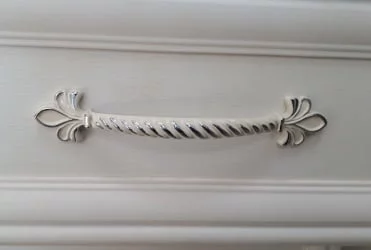 Тумба под ТВ Грация 1070 Белый