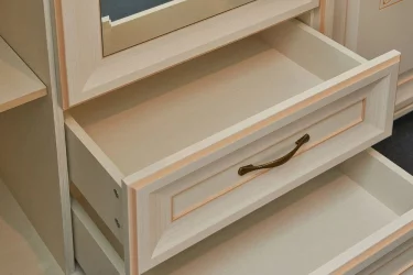 Комплект мебели для спальни Марлен №7 Кремовый белый Патина