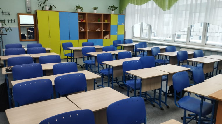 Стол ученический 1-местный регулируемый (рост 3-5) 700х500 мм ЛДСП Серый/Металл Серый_1