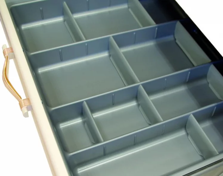 Стол с 3 ящиками (с системой плавного закрывания) Милана 23.91 Сосна Астрид/Ваниль_3