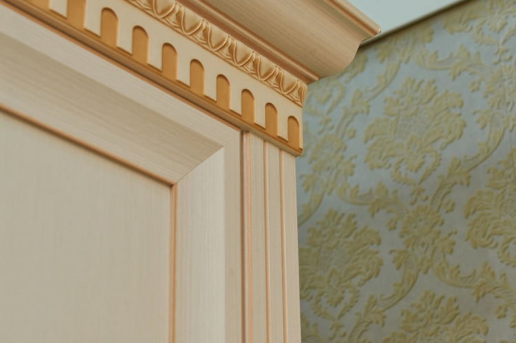 Шкаф многоцелевого назначения Марлен 495 Кремовый белый Патина_2