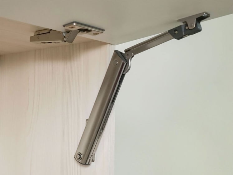 Антресоль (с системой плавного закрывания) Графит 74.104 Сосна Астрид /Ваниль_3