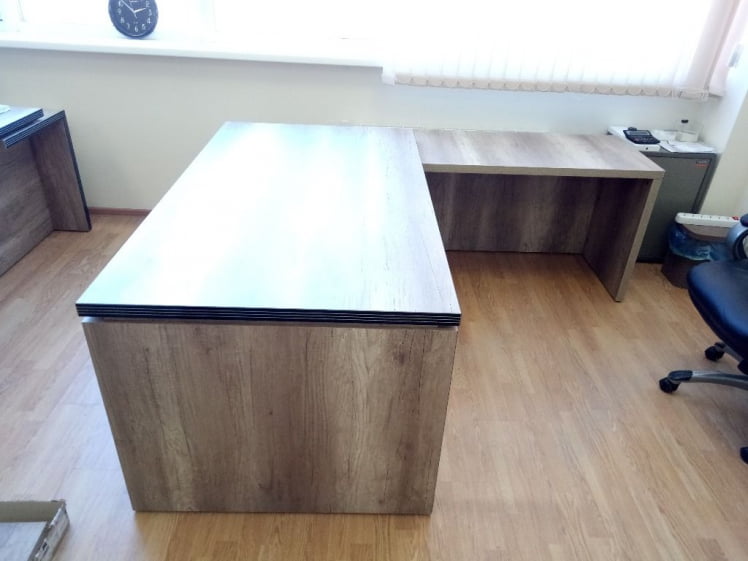 Стол руководителя правый TCT 2020 R (Дуб Каньон)_3