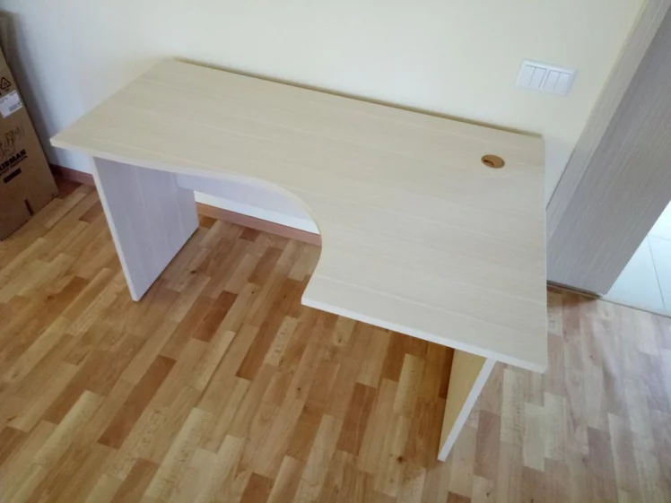 Стол эргономичный правый Альфа 63.61 Дуб кобург_4